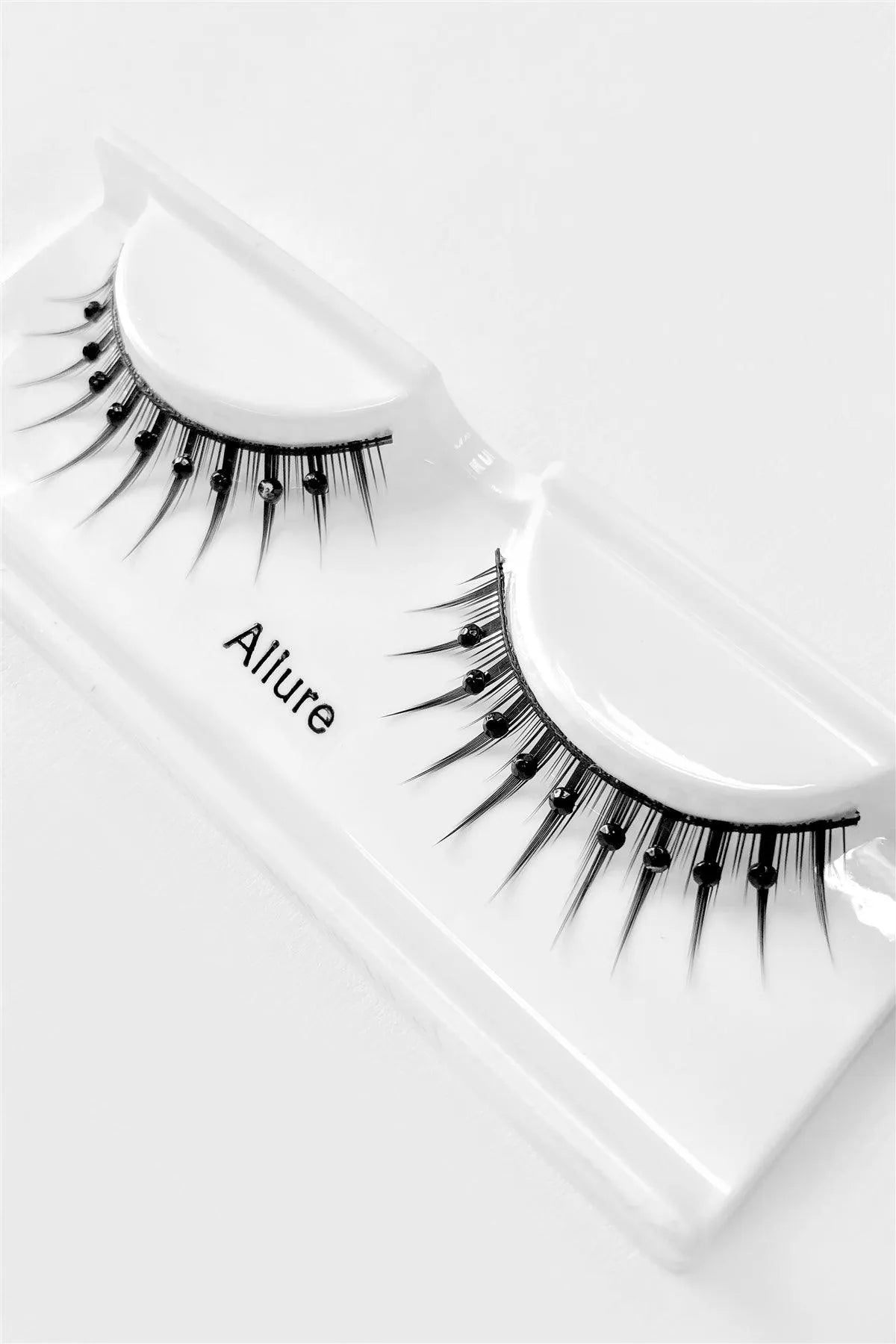 Black Tie Rhinestone False Eye Lashes /6 Pairs